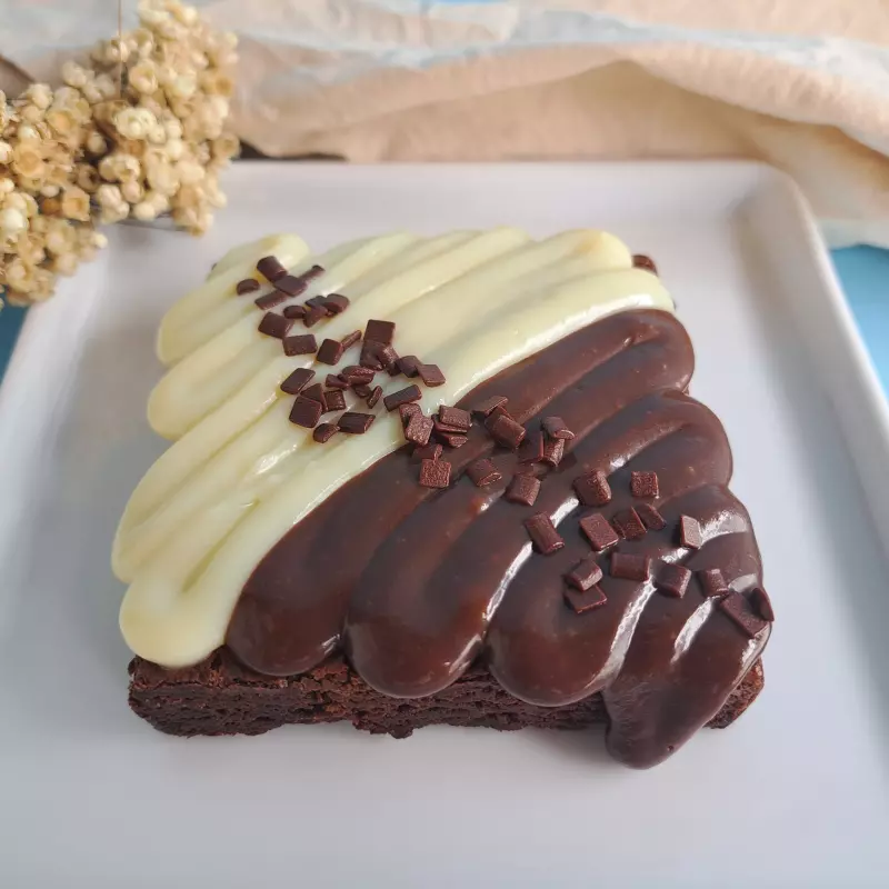 Brownie com Brigadeiro  Dueto