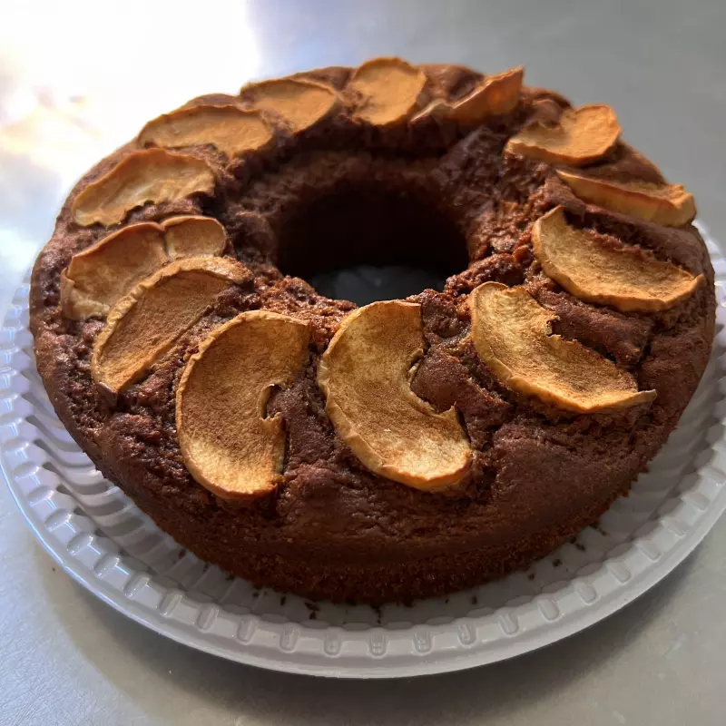 Bolo Red. Maçã c/ Nozes - 20 cm