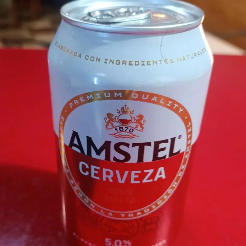Cubetazo de Amstel en bote