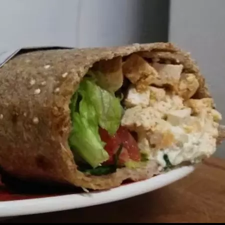 Wrap Tofu Assado Vegetariano