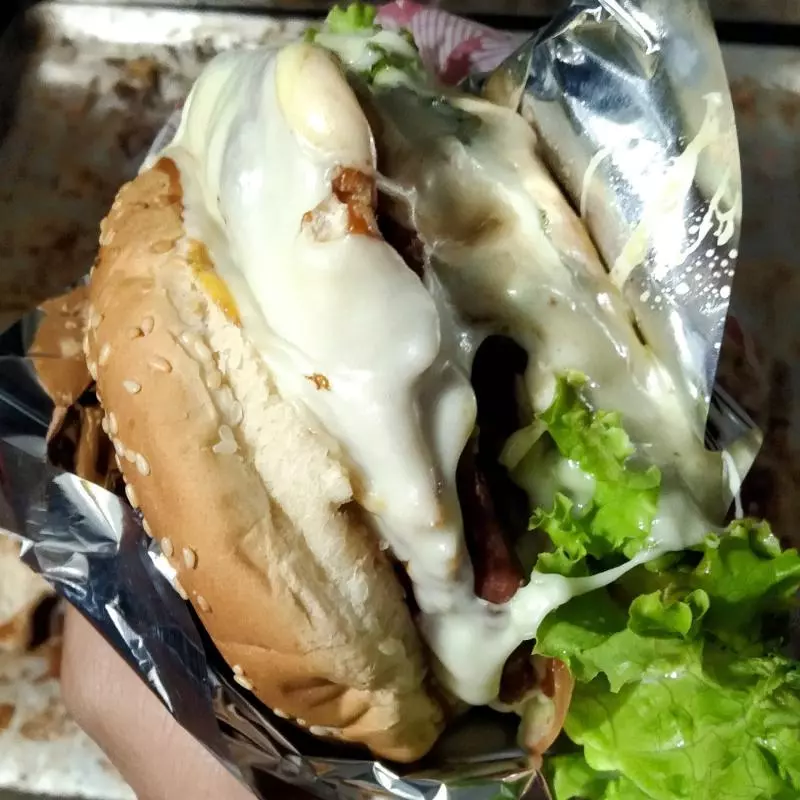 Hamburguesa de res ahumada🍔