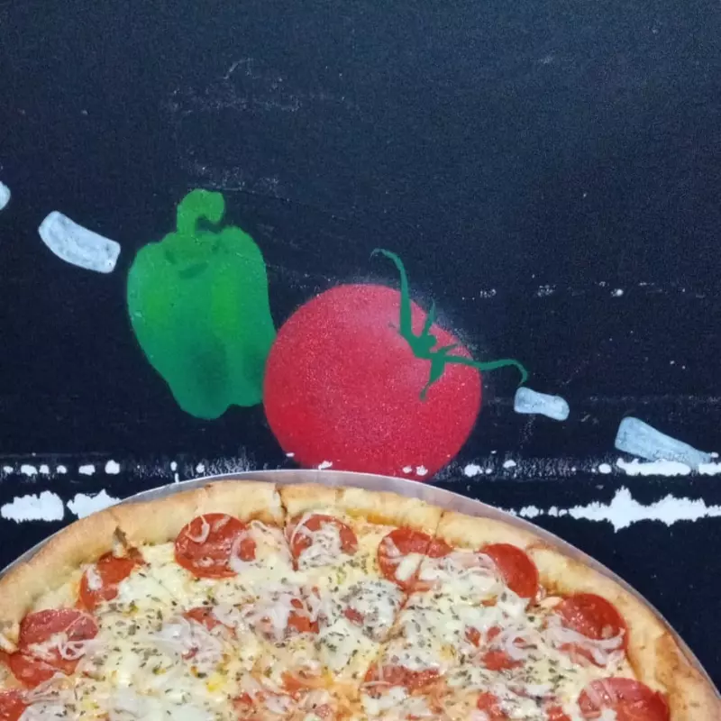 PEPPERONI COM TOMATE SECO