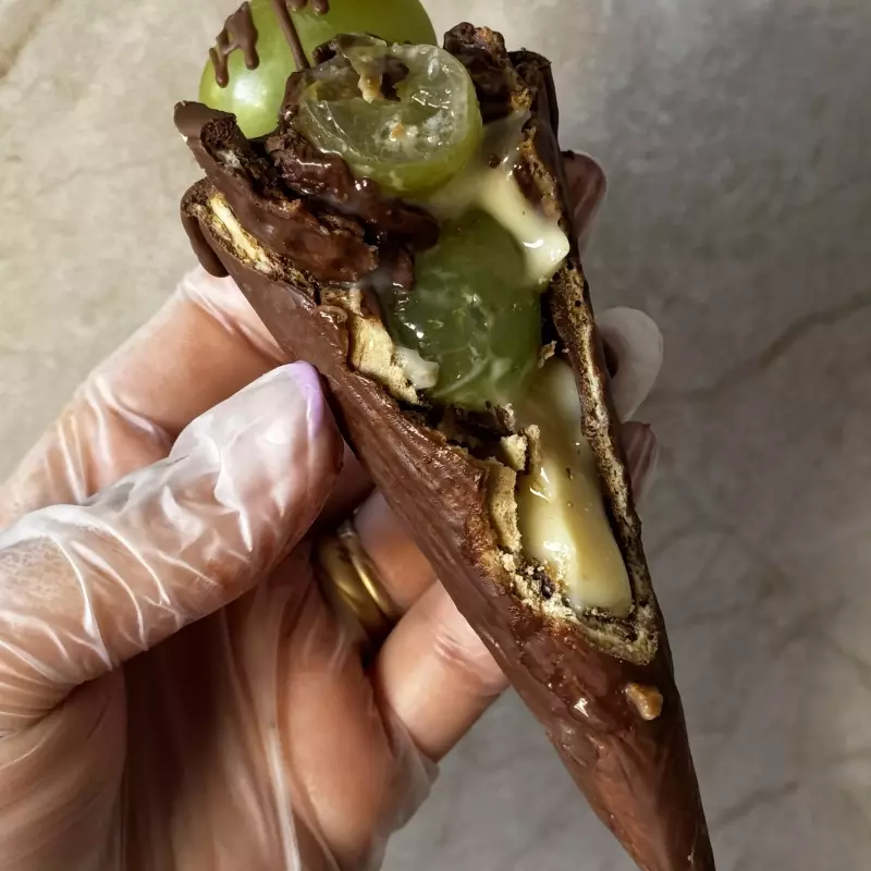 Cone Bombom  de Uva casq. Blend
