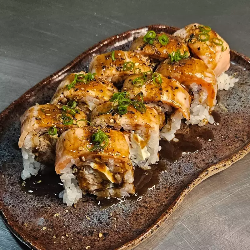 Uramaki Shake Katsu