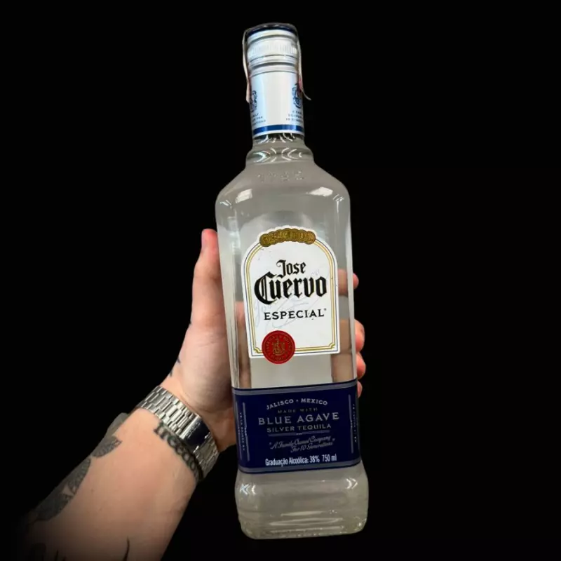 Tequila Jose Cuervo Prata