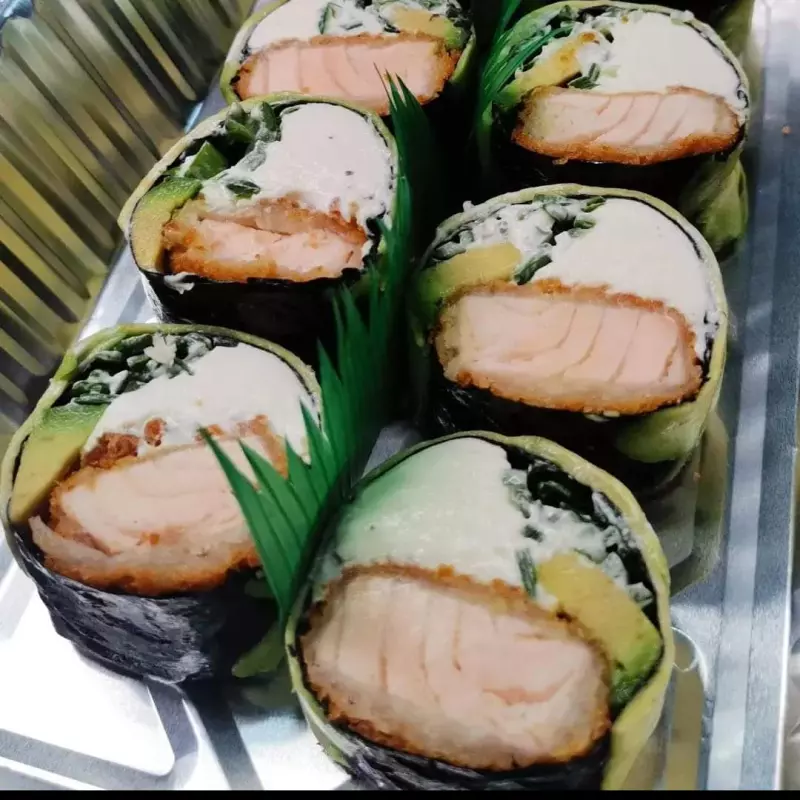 Rolls sin arroz salmón furay