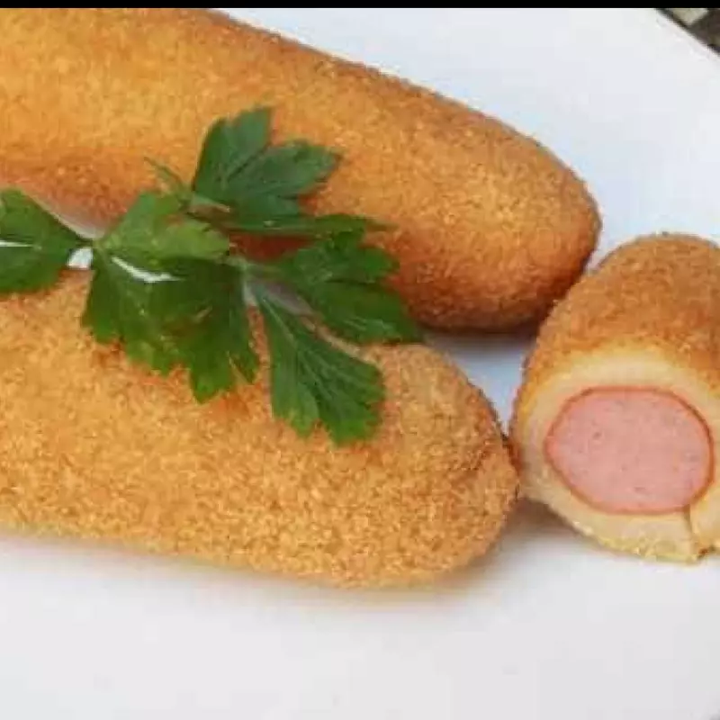 SALSICHA EMPANADA