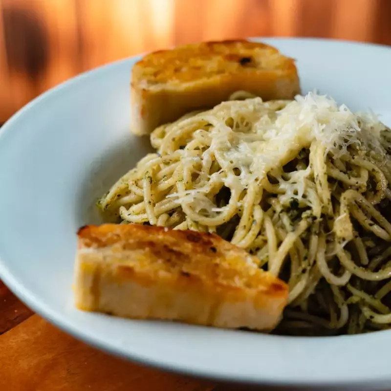Spaghetti al pesto Genovés