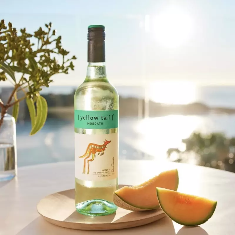 Yellow Tail White Moscato 750ML