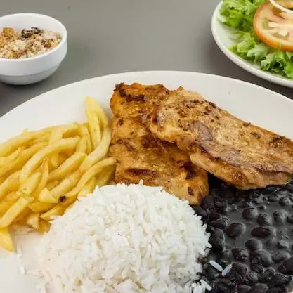 Filé de sobrecoxa na Brasa