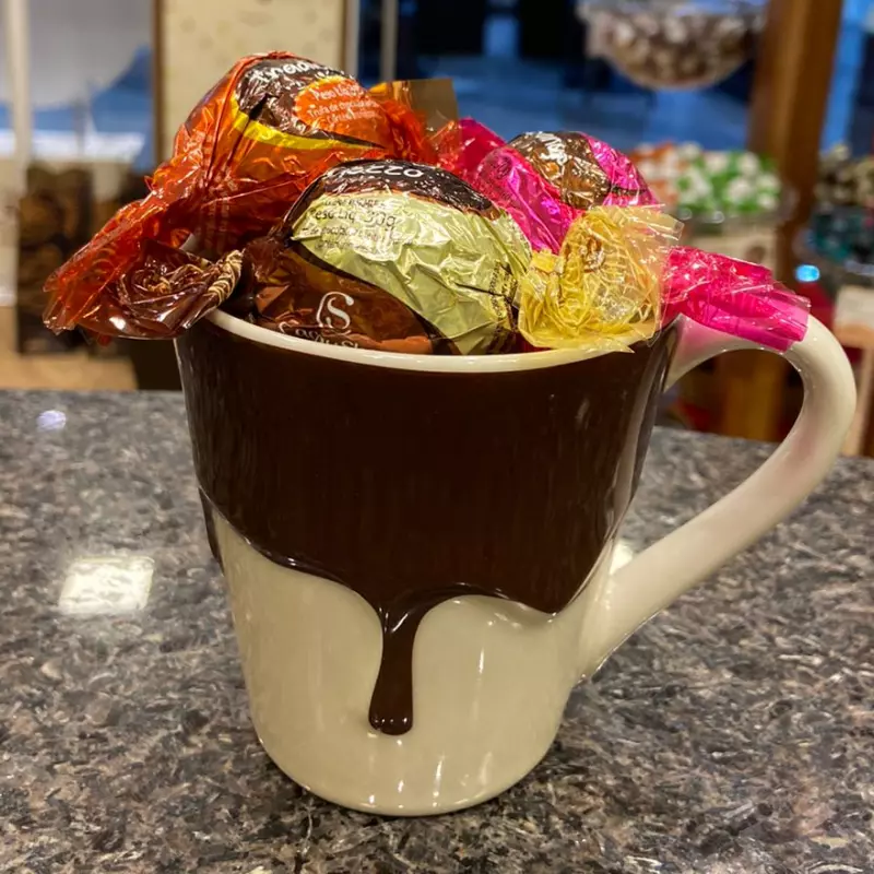 Caneca calda marrom