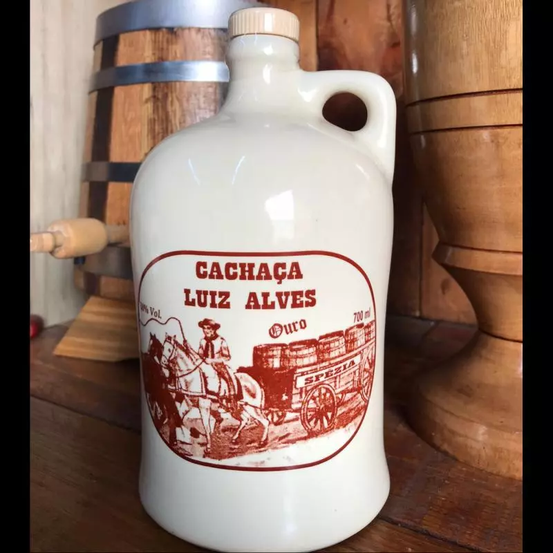 Cachaça Luiz Alves - OURO Porcelana 900ml