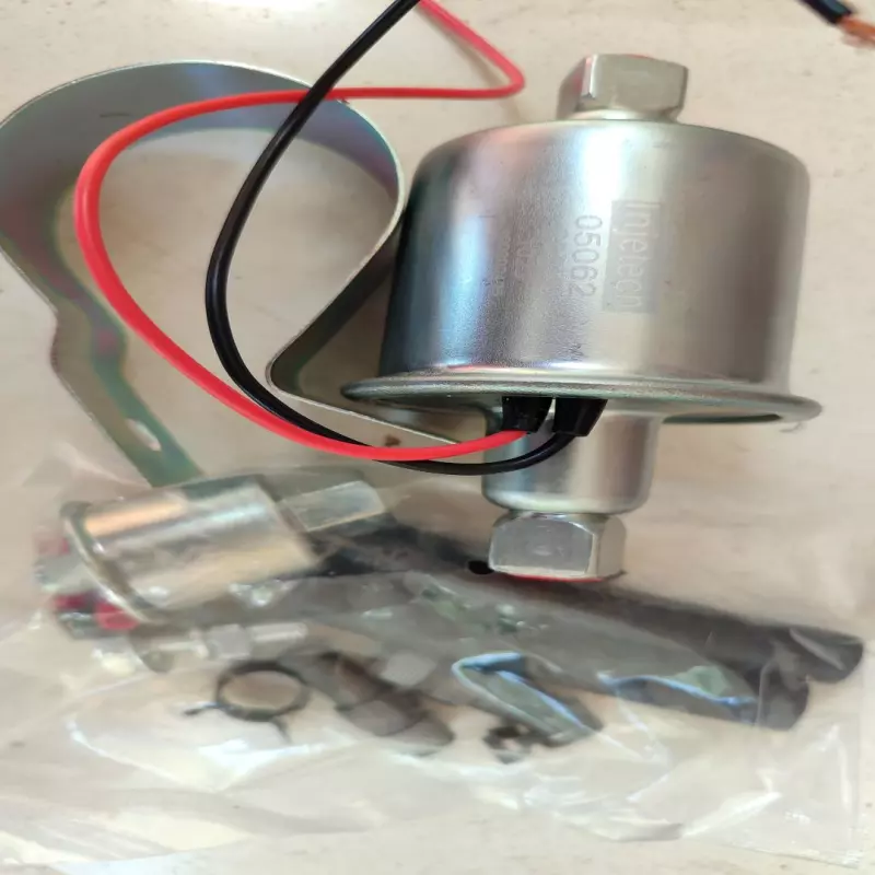 Bomba externa de combustible