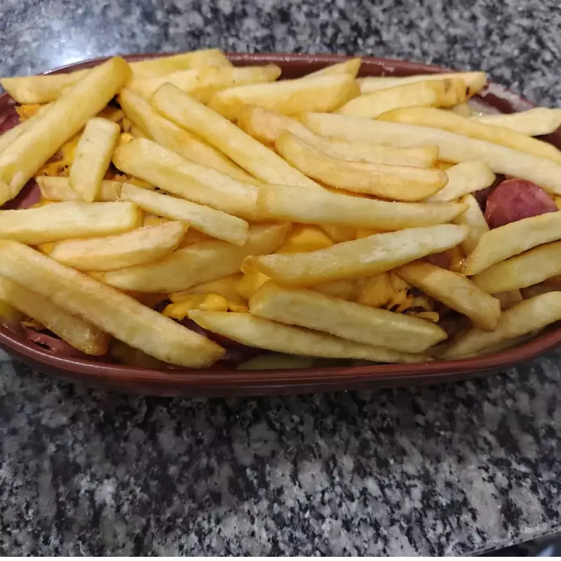 DOG DE COLHER COM FRITAS
