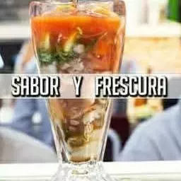 Mediano Camarón y Pulpo