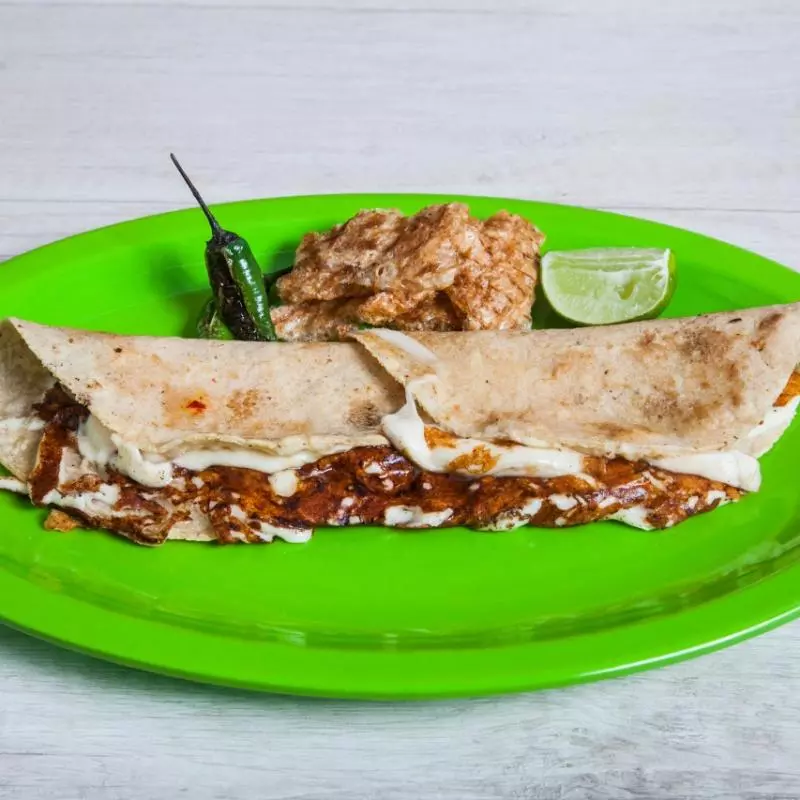 QUESADILLA DE QUESO OAXACA