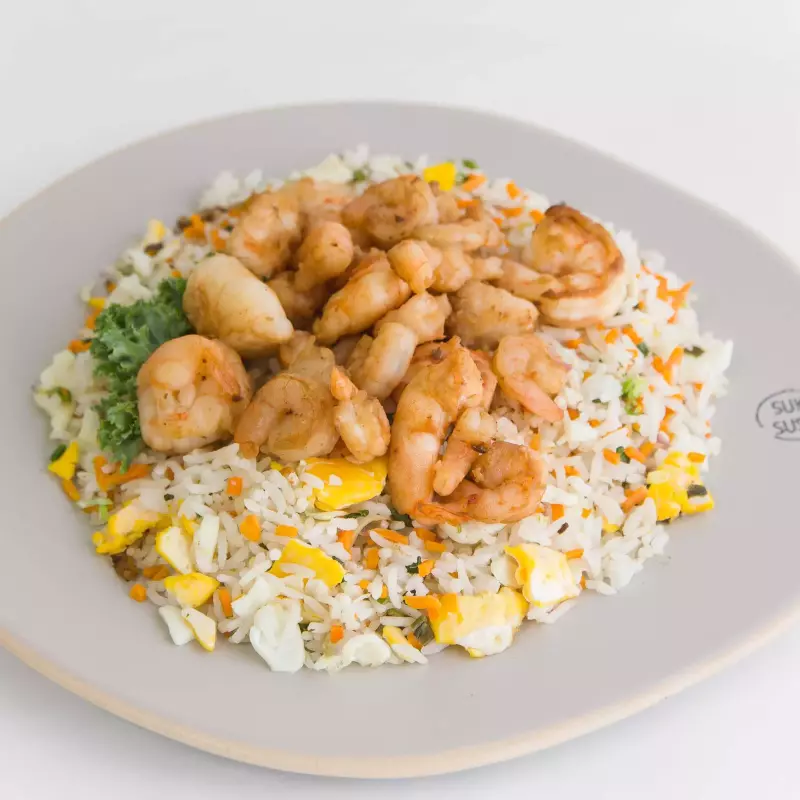 Yakimeshi de Camarones