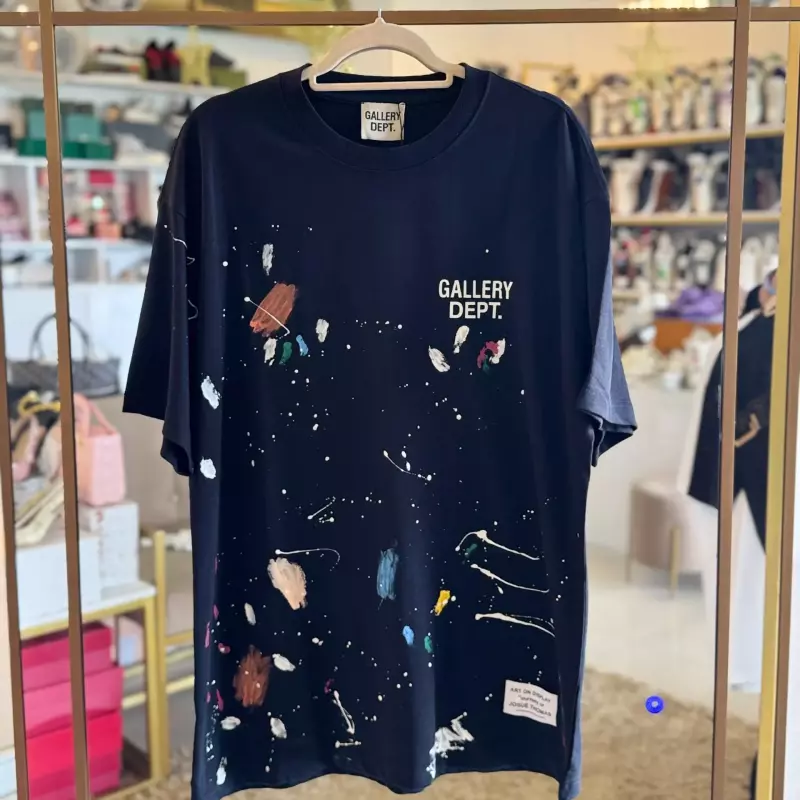 CAMISETA GALLERY DEPT