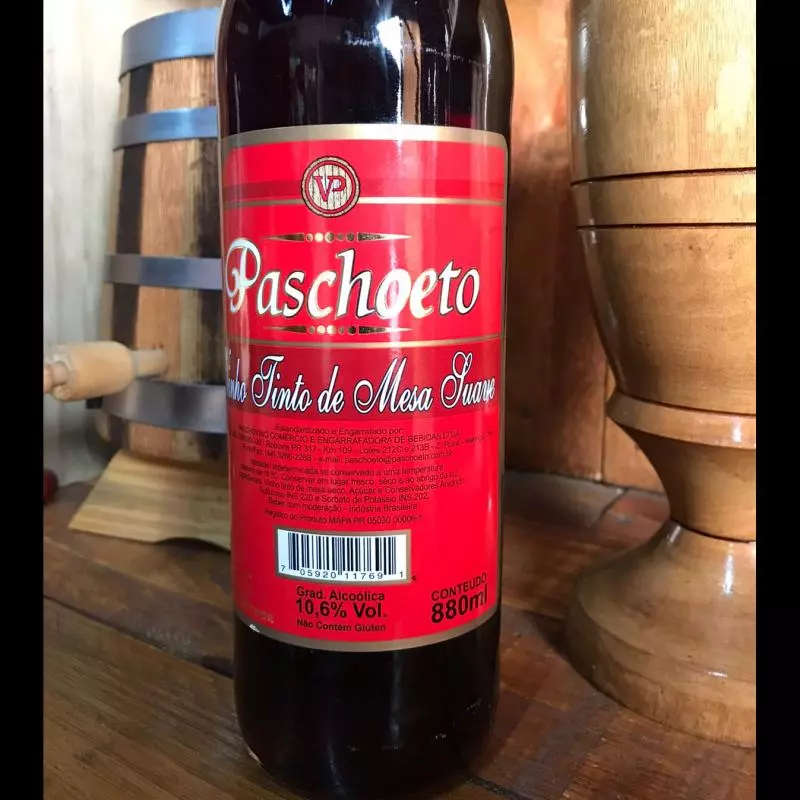 Vinho Tinto de mesa Suave