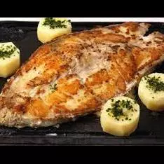 Peixe em posta (cavala) frito-entrega free