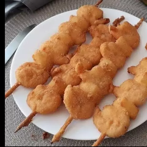 Espetinho de camarão com Queijo