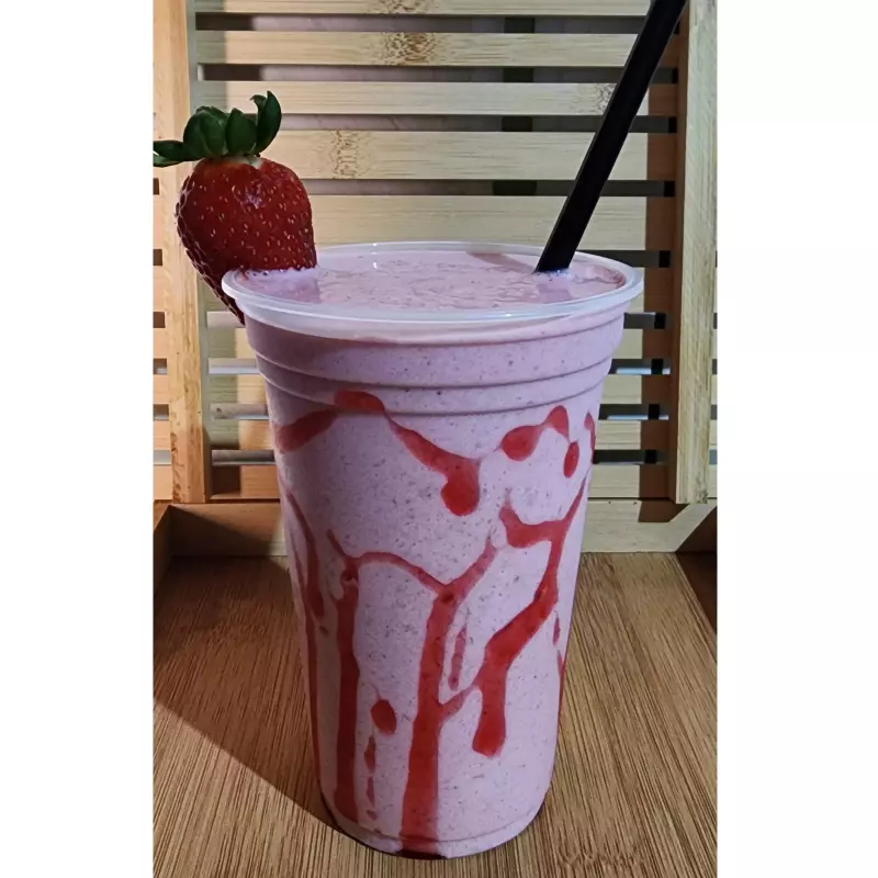 Batida de morango com vodka