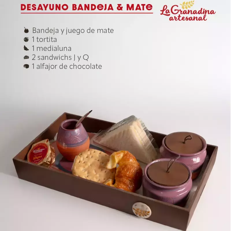 DESAYUNO BANDEJA Y MATE