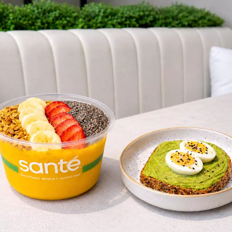 Mango Bowl + Tostada Aguacate