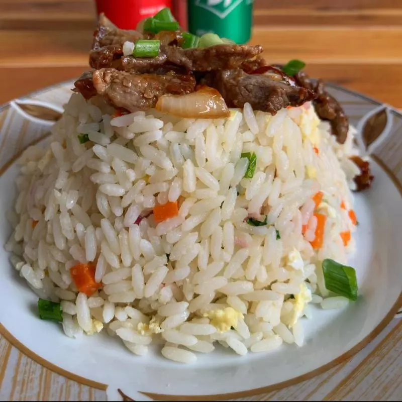 Arroz Yakimeshi