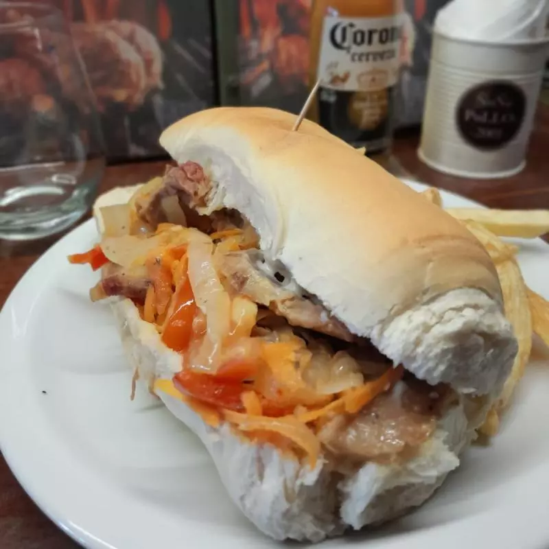 Sándwich de bondiola de cerdo