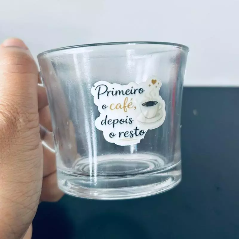 Xícara - primeiro o café depois o r2