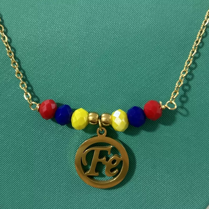 Collar Fé