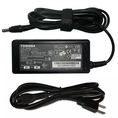 Cargador toshiba