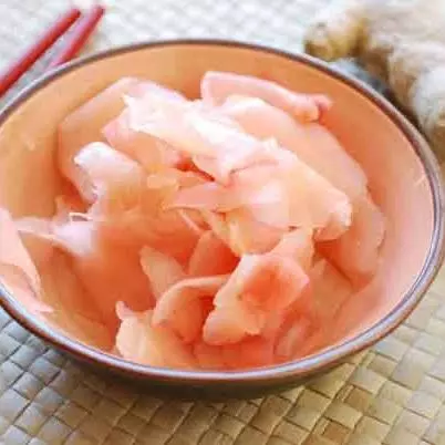 95. PORCIÓN DE GENGIBRE EN CURTIDO