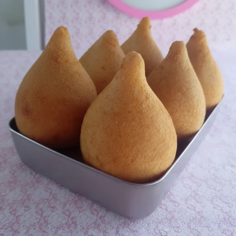 Coxinha massa batata calabresafrango