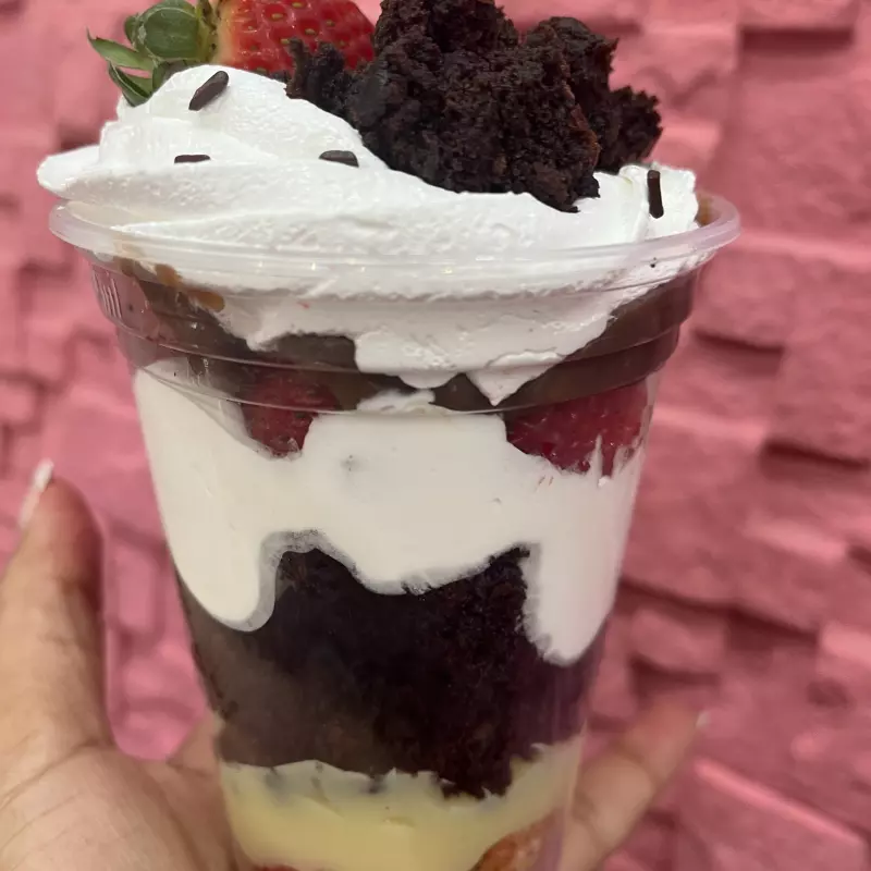 COPO DA FELICDADE DE BROWNIE
