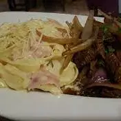 Fettuccine a lo alfredo + lomo salt