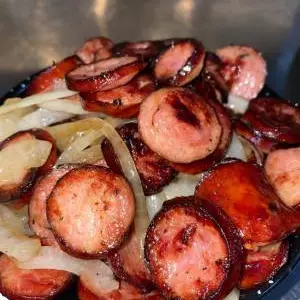 PORÇÃO CALABRESA ACEBOLADA