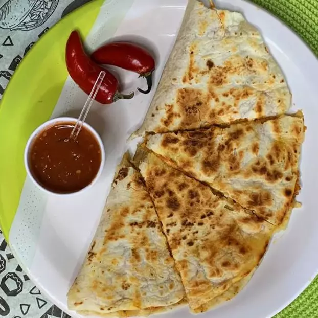 QUESADILLA FRANGO