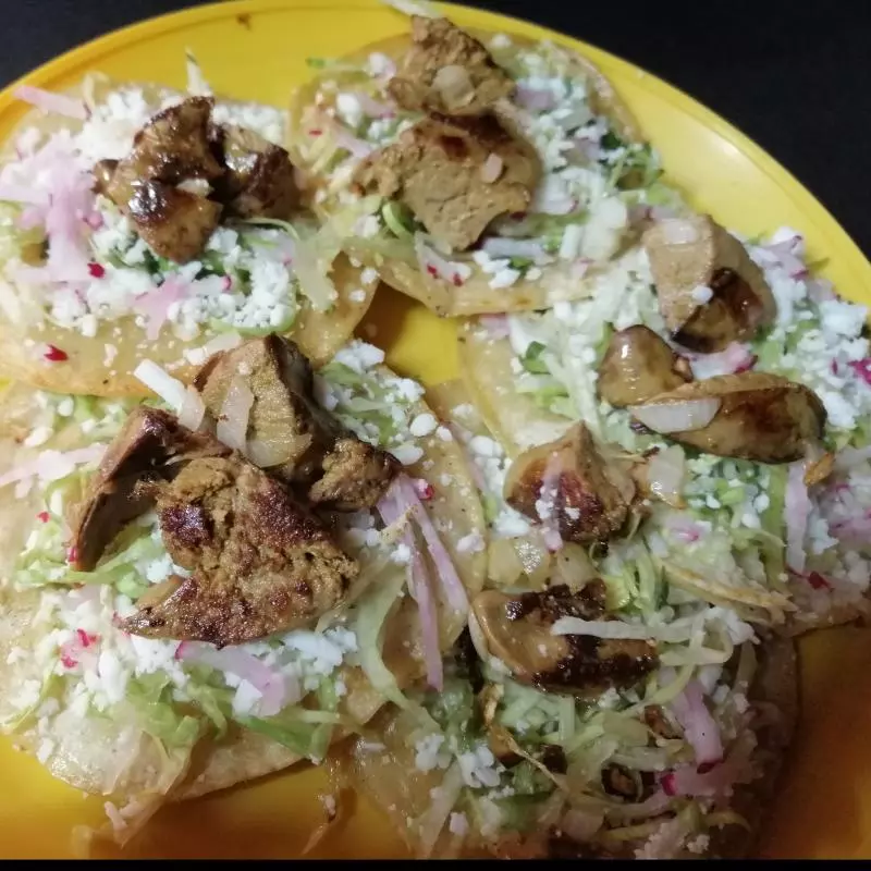 CHALUPAS CON HÍGADO