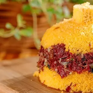 Cuscuz com carne seca