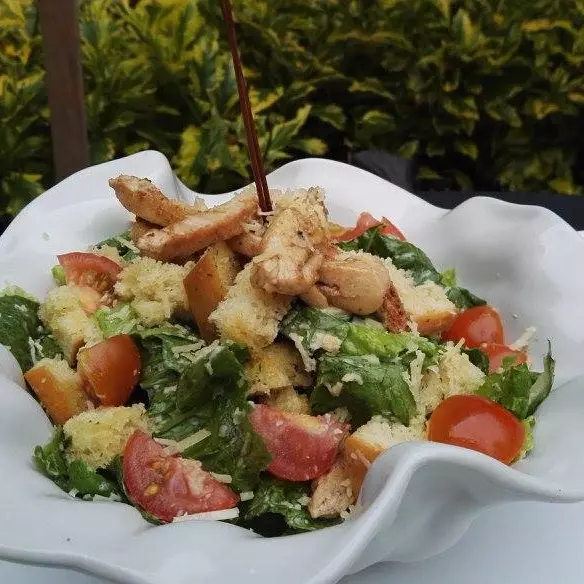 Salada de Pollo (Frango) Fresco