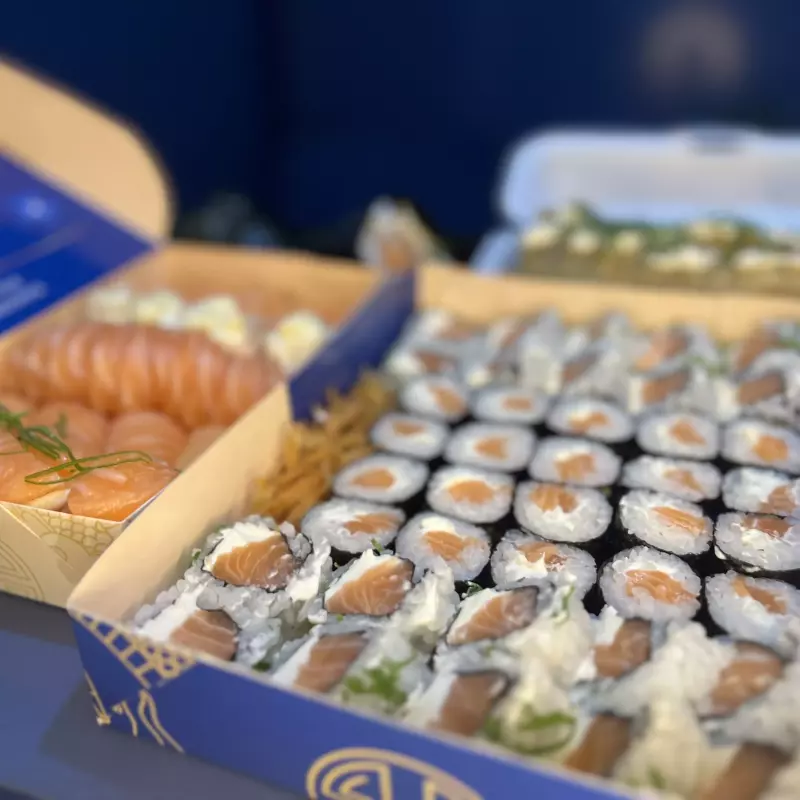 Combo Deluxe 88 peças + 2 temaki