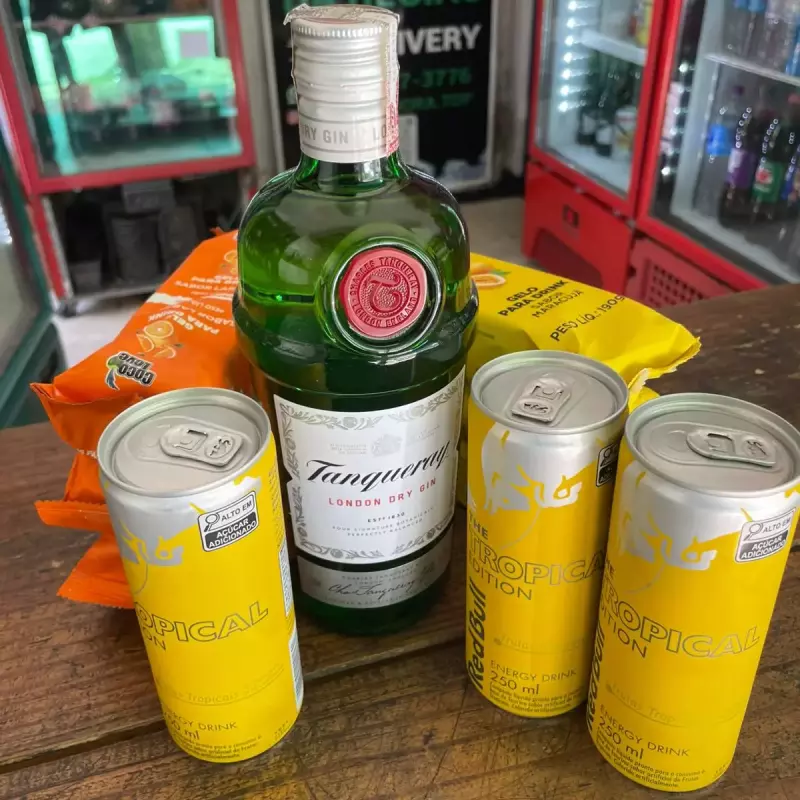 Combo Tanqueray/ Red bull