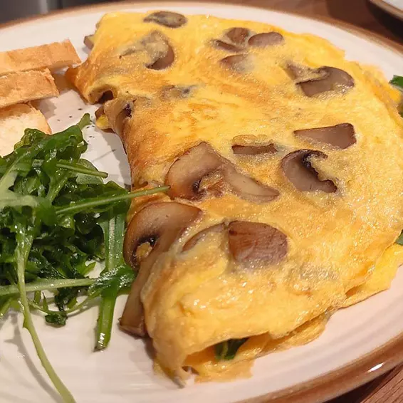 Mushroom omelet