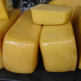 Queijo Manteiga - Meio Kilo