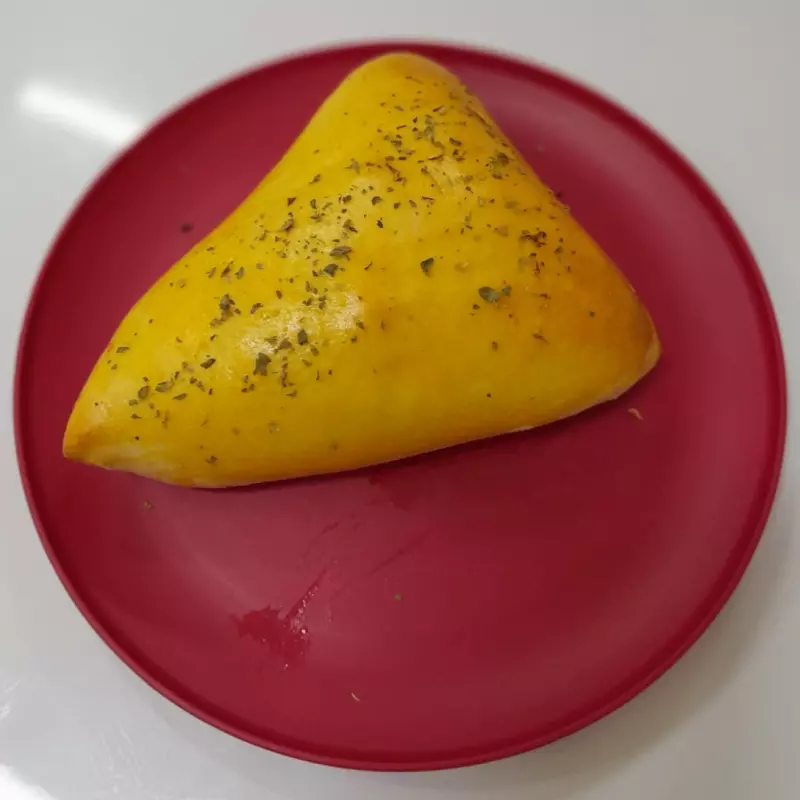 Esfiha de Queijo Com Presunto