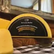 Q. Colonial metade (Serra da Abelha)