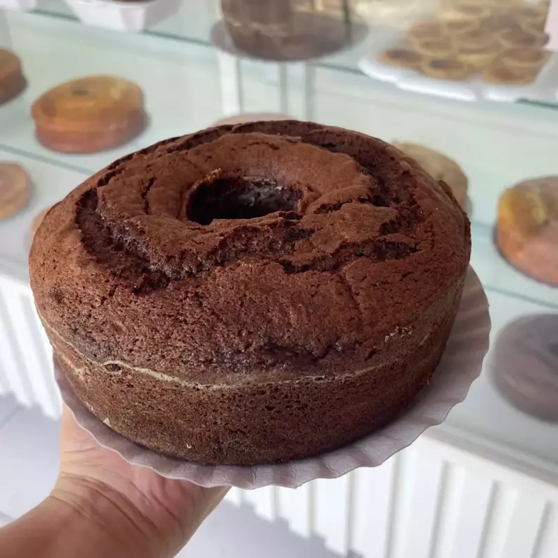 Bolo fofo de chocolate 16 fatias