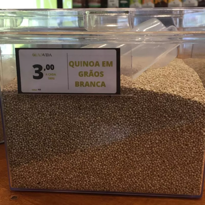 Quinoa em grãos branca